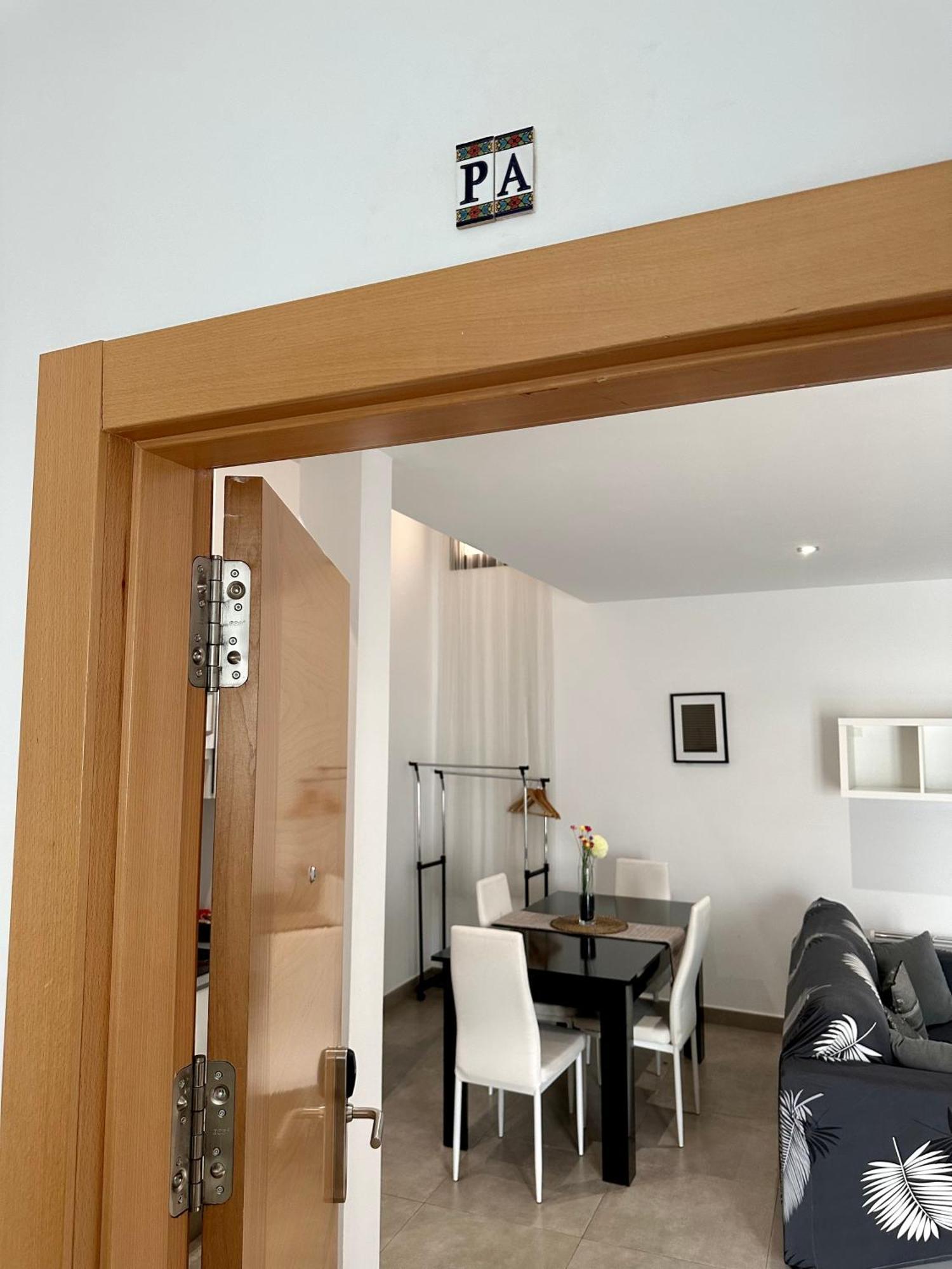 เนสต์ แฟลต กรานาดา Apartment ภายนอก รูปภาพ